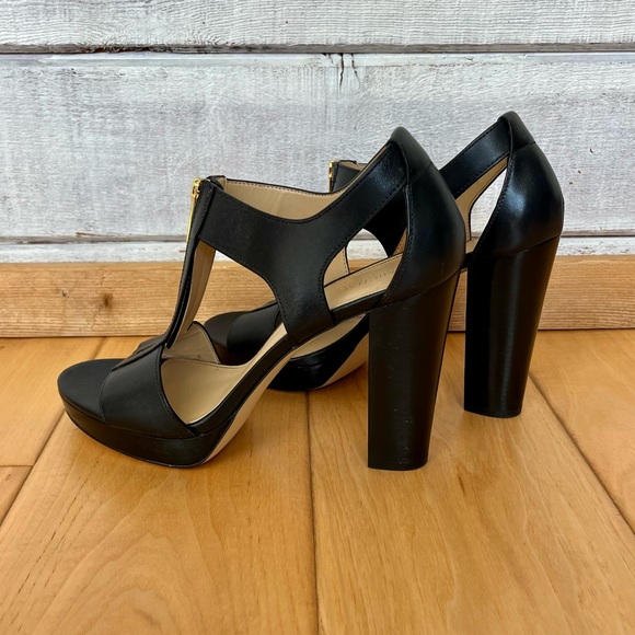 Michael Kors Black Leather Heels size 9 - Picture 4 of 6